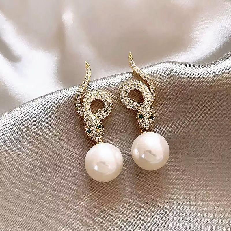 Unique Zircon Snake Pearl Earrings – Feminine, Stylish, and Versatile Design