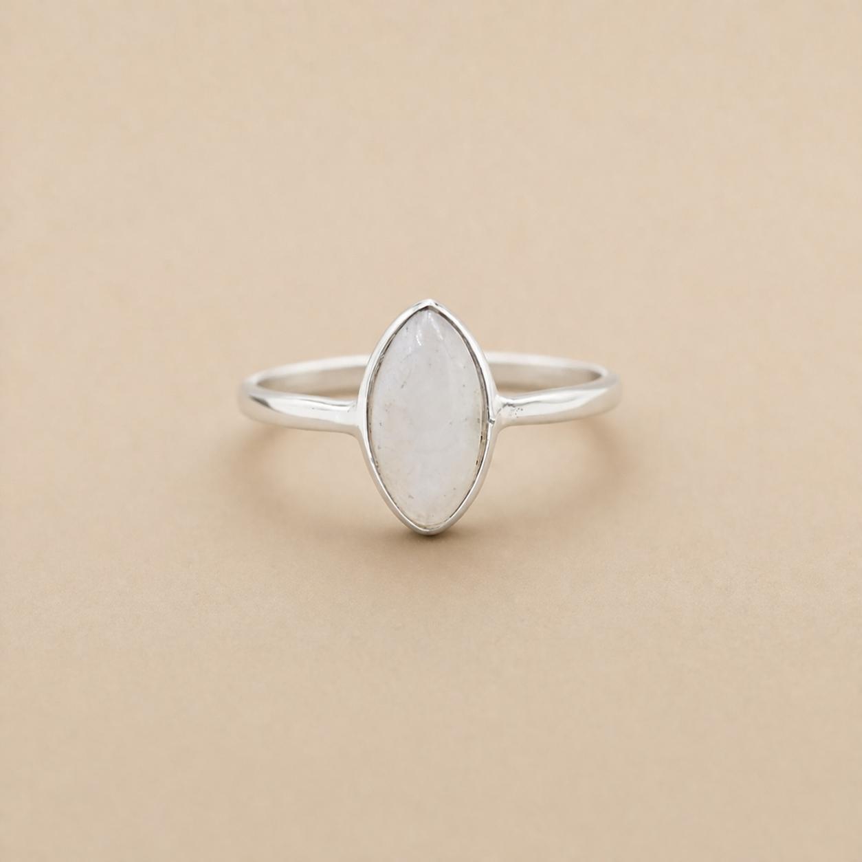Rainbow Moonstone Marquise Ring in 925 Sterling Silver, Bohemian Statement Ring, Handmade Minimalist Moonstone Ring 4 серебряный