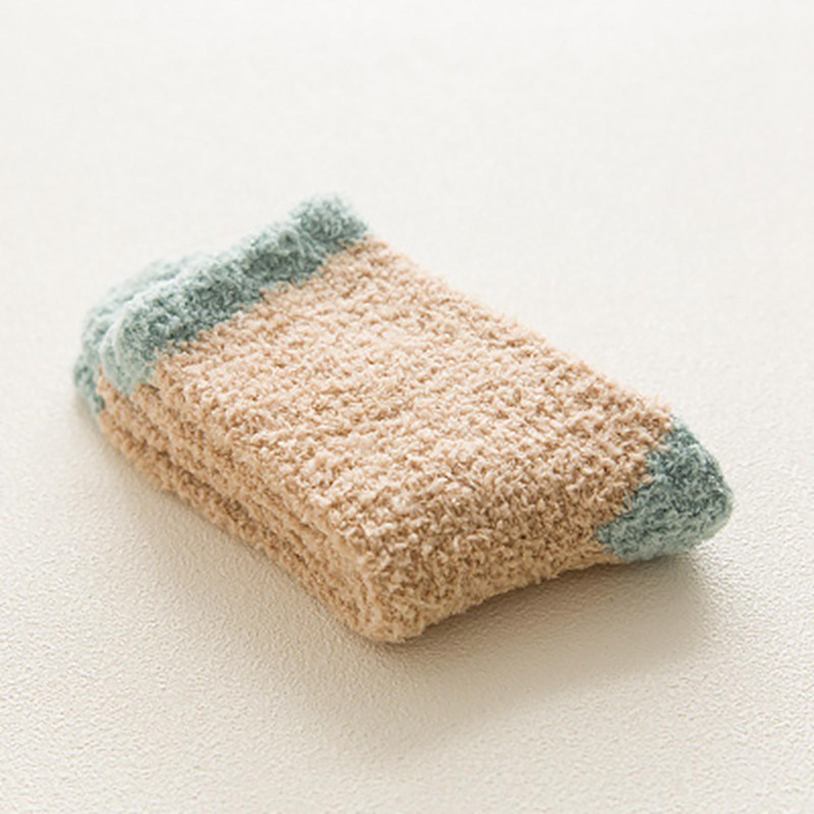 

Рождественские женские хлопчатобумажные носки с принтом, более толстые напольные носки, ковровые носки One Size хаки