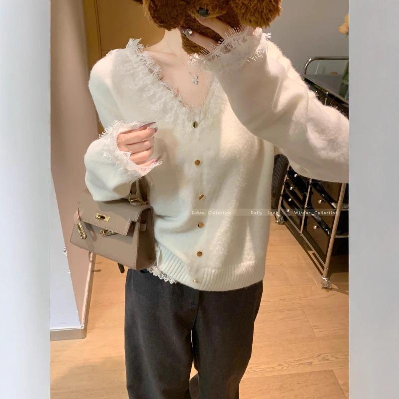 M Series Milk Fufu Lace Splicing V-neck Bottoming Shirt Women's Autumn and Winter Pure Desire with Sweater Soft Waxy Knitted Sweater Top