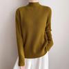 Ein neuer Typ Damen-Strickpullover-Top für Herbst und Winter mit einem halbohen Kragen und einer gestreiften Basisschicht