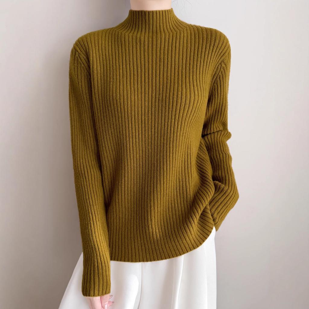 A New Type of Women's Autumn and Winter Knitted Sweater Top with A Semi-high Neck and A Striped Base Layer