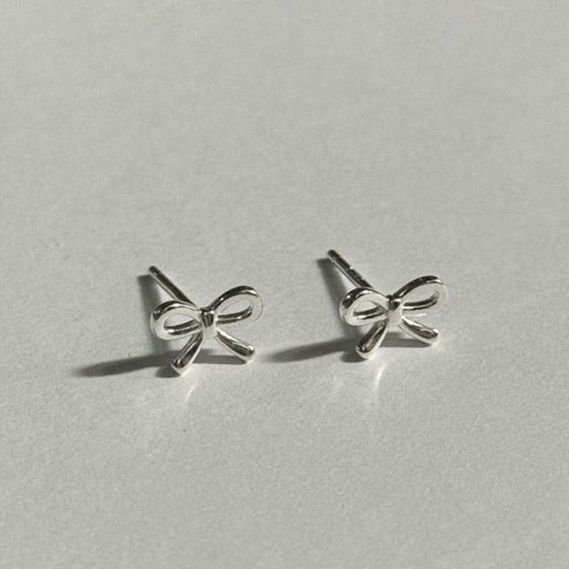 MARQUEMENT Silver Ribbon Earrings