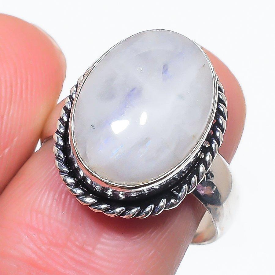 

Natural Moonstone Gemstone Handmade 925 Sterling Silver Jewelry Ring Size 8 S9y84