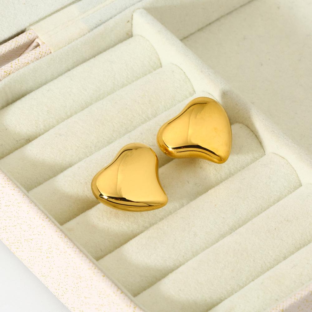 

Niche Minimalist 16K Gold Stainless Steel Geometric Heart Stud Earrings