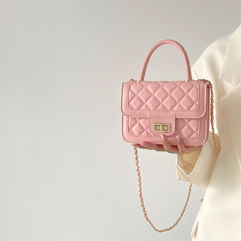 

Маленькая квадратная женская сумка через плечо с ароматной ромбовидной сеткой во французском стиле, новая осенне-зимняя сумка через плечо, высококачественная сумка почтальона