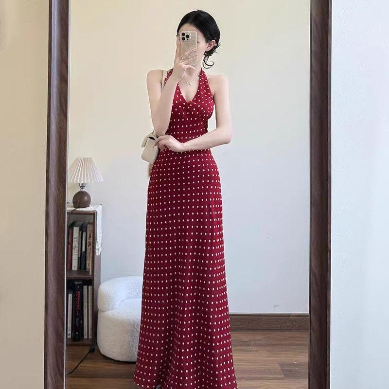 French Red Polka Dot V-neck Halter Dress: Women s Sleeveless Open Back Design. Small красный