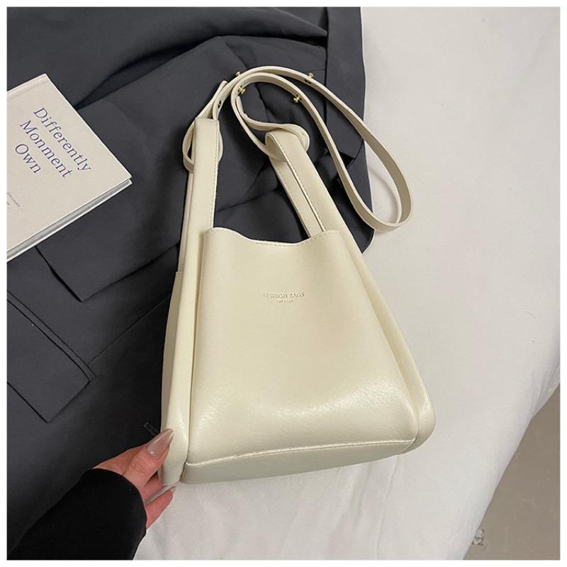 Stylish casual messenger bag women's handbag autumn new portable bucket bag niche shoulder tote bag