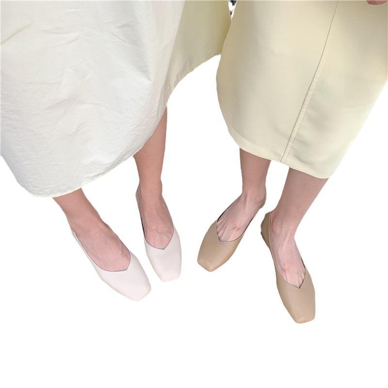 Soft sole soft surface soft leather grandma shoes women's thick heel spring and autumn casual single shoes flat heel shallow mouth Doudou shoes women