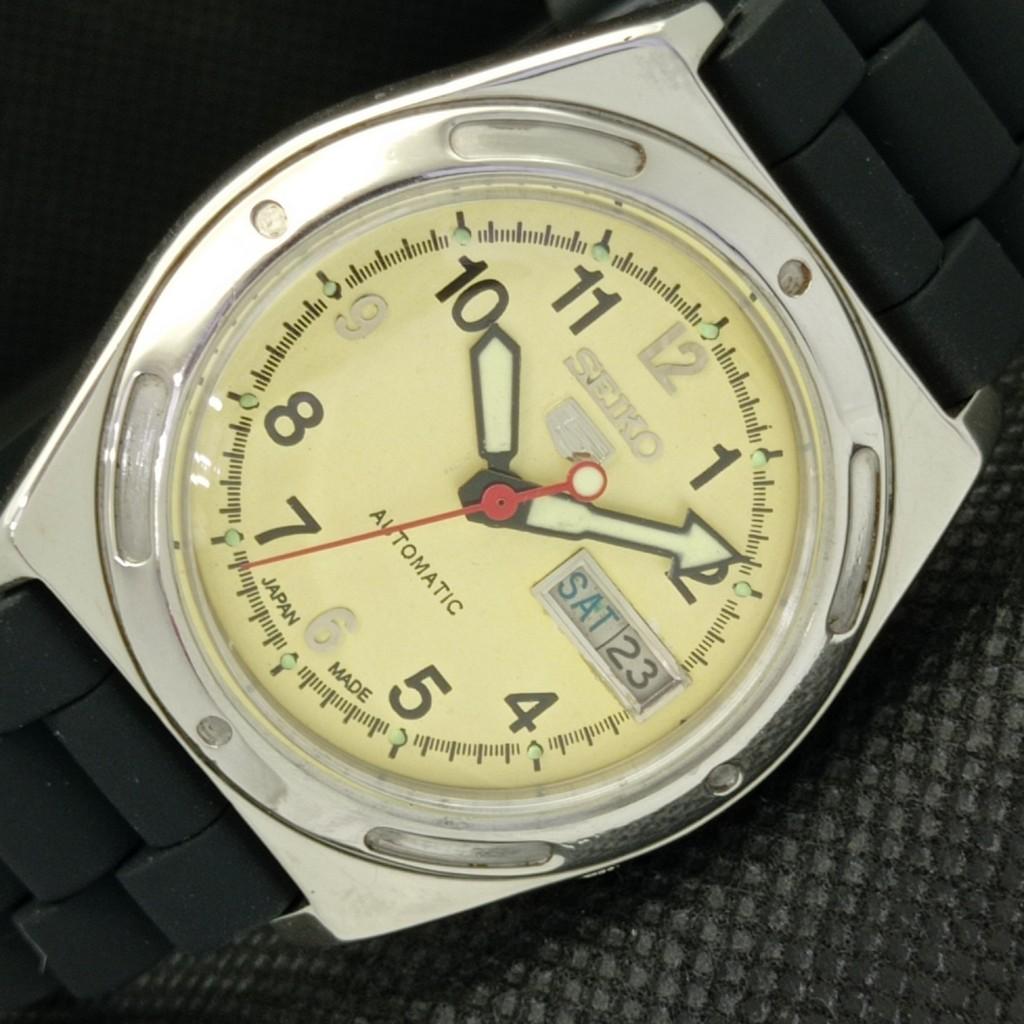 

Б/У винтажные мужские часы SEIKO 5 AUTOMATIC 7009A JAPAN DAY/DATE 594a-a311627-2 SKU594a-a311627