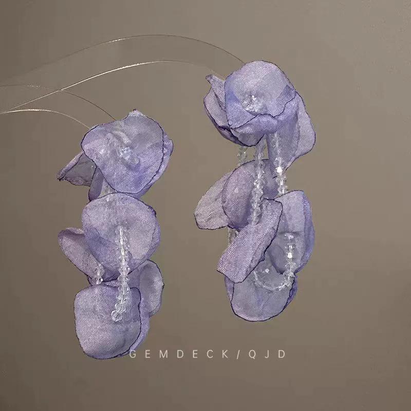 Resort-Style Beaded Stud Earrings: Handmade, Versatile, and Perfect for Spring and Summer with an Exquisite, Elegant Touch.