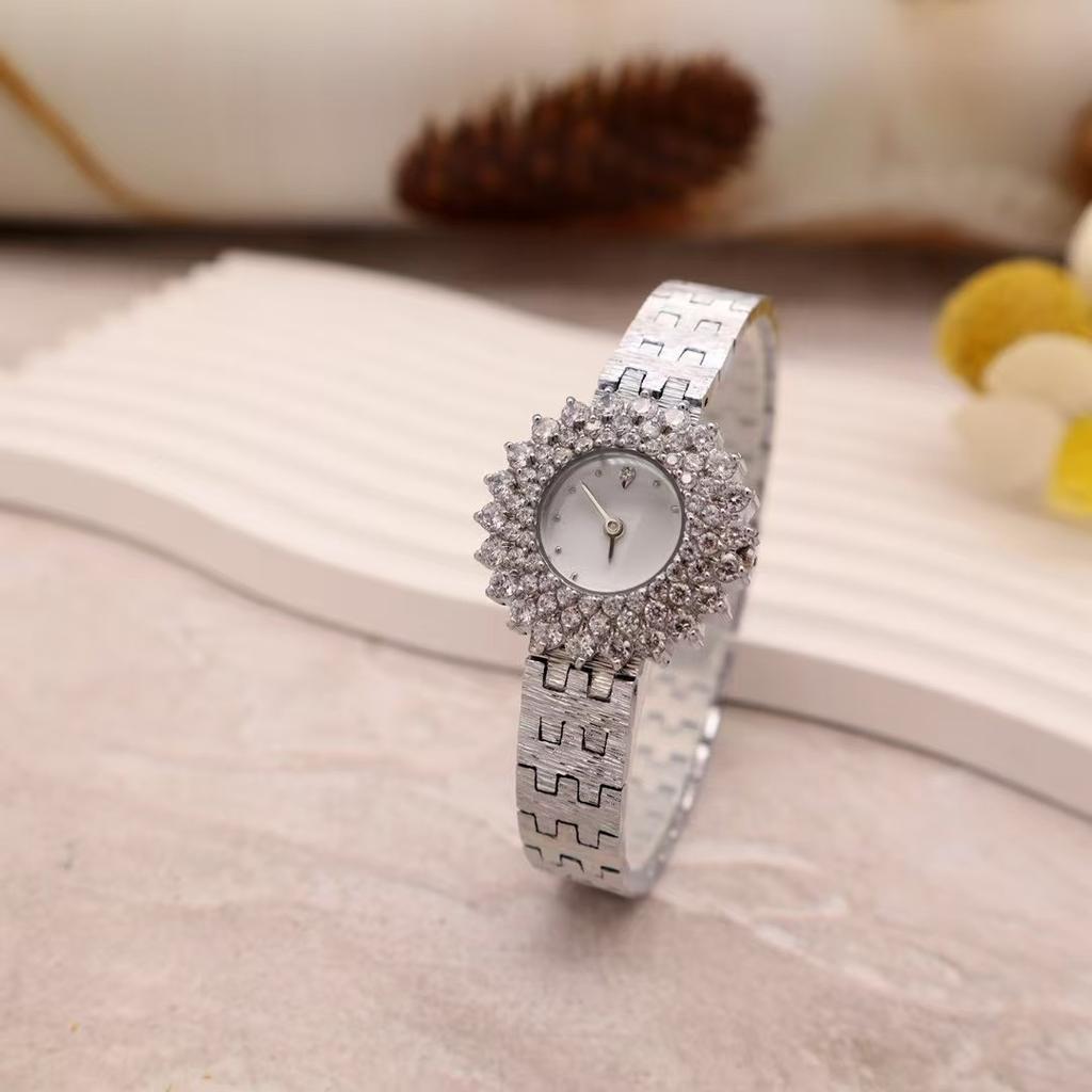 new fashionable vintage women's watch gold inlaid with Czech rhinestones luxury high-end watch premium gift
