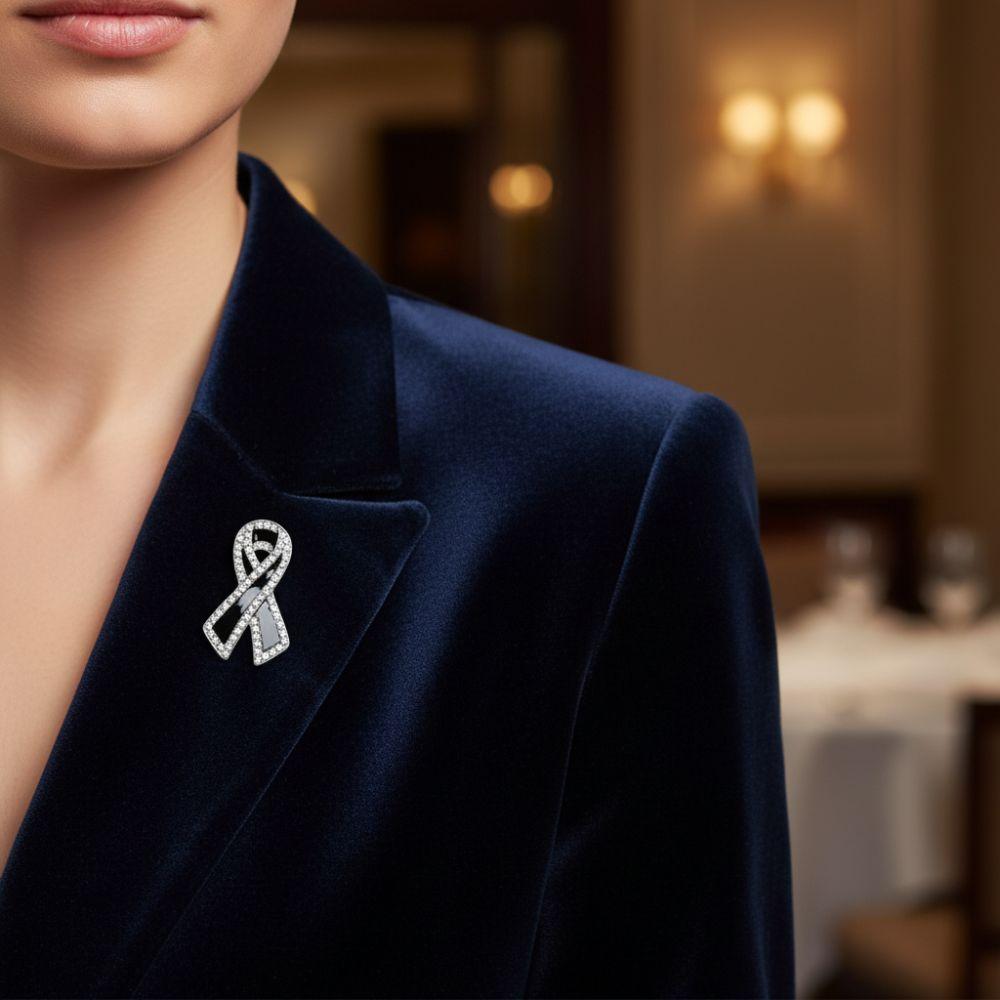 New Black Memorial Black Badge Souvenir Queen Black Ribbon Brooch Pin Funeral Alloy Mourning Badge For Funerals and Mourning