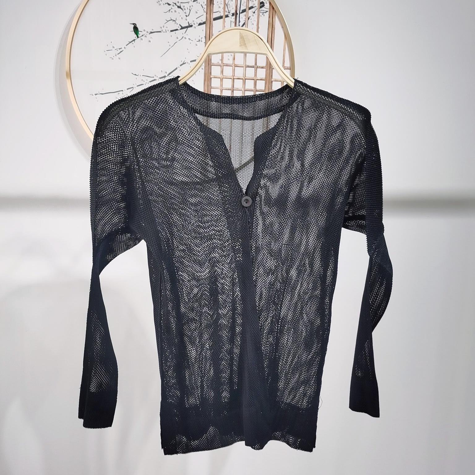 

Высококачественная плиссированная сетчатая солнцезащитная повседневная куртка на весну/лето One Size чёрный