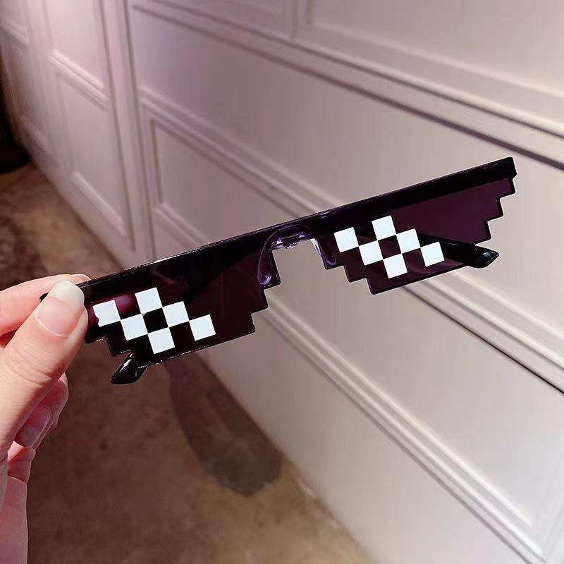 Trendy Pixel Mosaic Sunglasses for Men and Women - Creative 2D Funny Photo Props