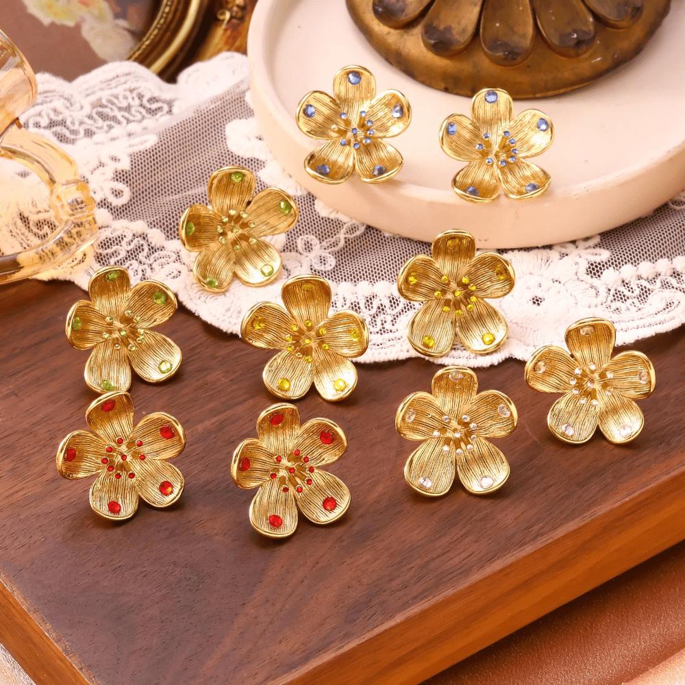 Original Design Flower Stud Earrings Light Luxury Versatile Niche Commuter Earrings