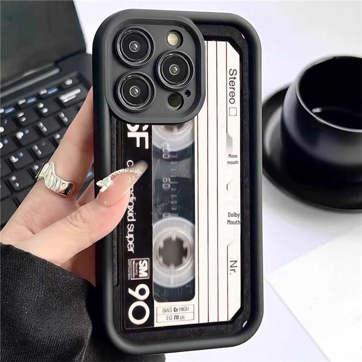 

Черный Ретро Кассетный Grooved Защитный Чехол для iPhone 15/16/17 Pro Max Galaxy M35 чёрный