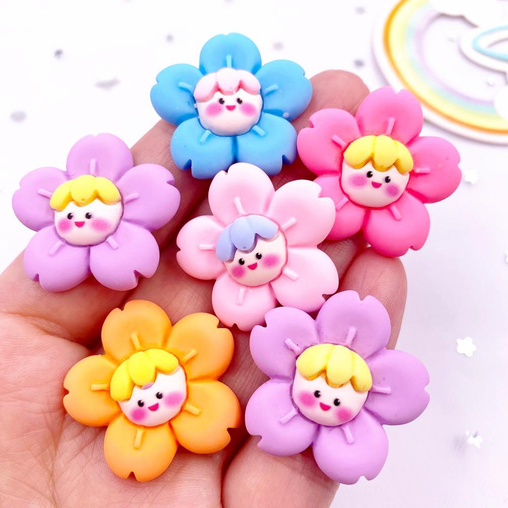 10 STÜCKE Bunte Harz Cartoon Mädchen Blume Flatback Tier Cabochon Figur Heimdekor DIY Scrapbook Basteln Schleifen Zubehör