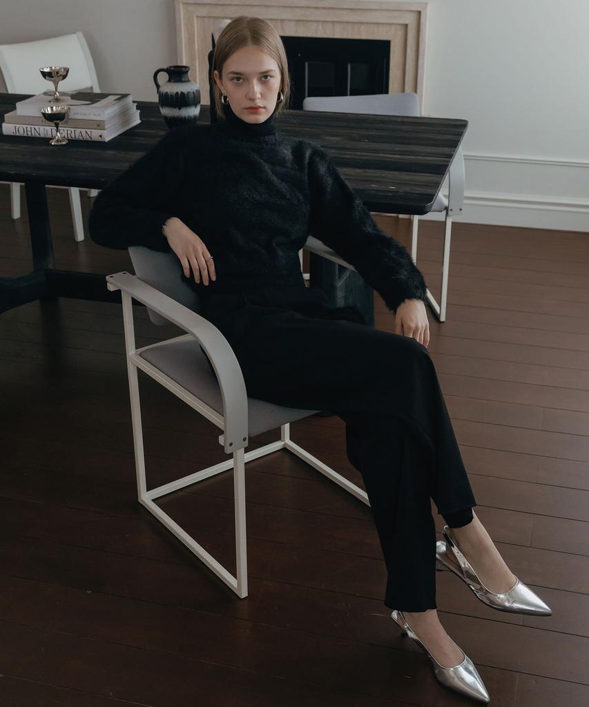 Illoje Double Tuck Wide Belted Slacks (Black)
