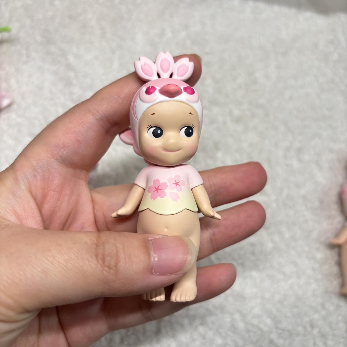 

Sonny Angel Mini Figure Cherry Blossom Serries No box No bag Blind Box Cat Cherry Goat Rabbit SAS65502 1pcs No Box - No Bag