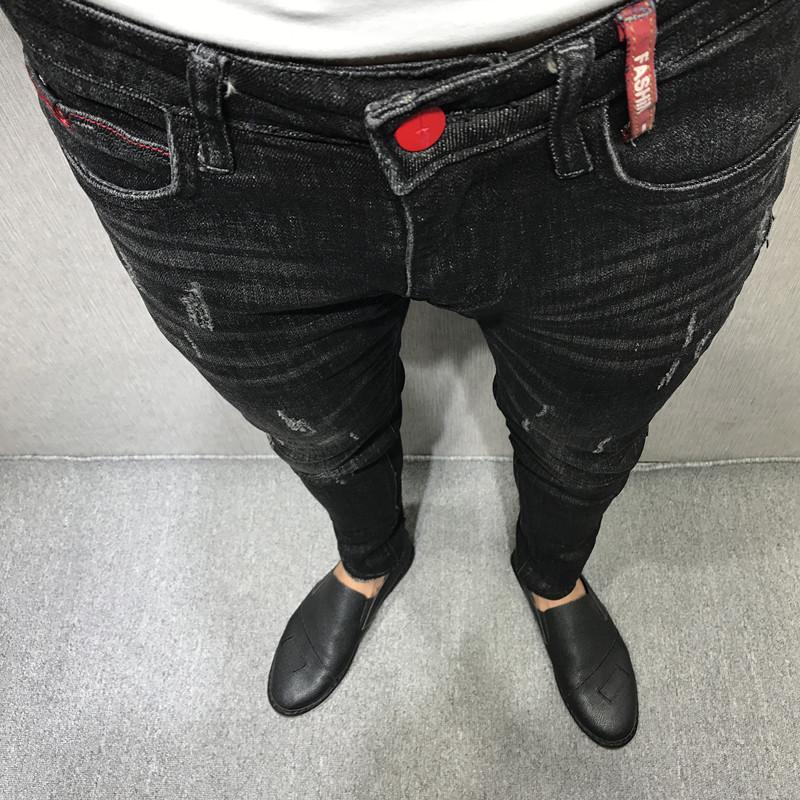 Men's Slim Black Versatile Jeans - Trendy Korean Elastic Fit for Autumn/Winter