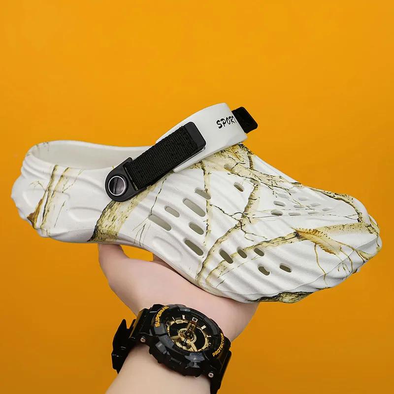 Mode Neue Herren Clogs Hausschuhe Sandale Herren Gartenschuhe Flache Camouflage Sandalen Herren Sneaker Outdoor Flip Flops Haus Clogs