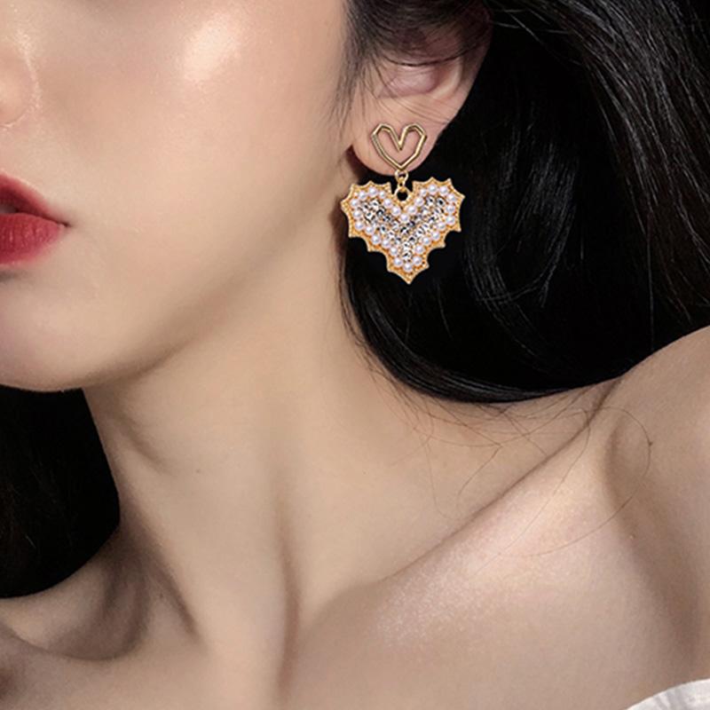 Boucles d'oreilles à tige en perles d'amour pour femmes et filles, bijoux en forme de cœur, strass, personnalité, tempérament, fête, cadeau