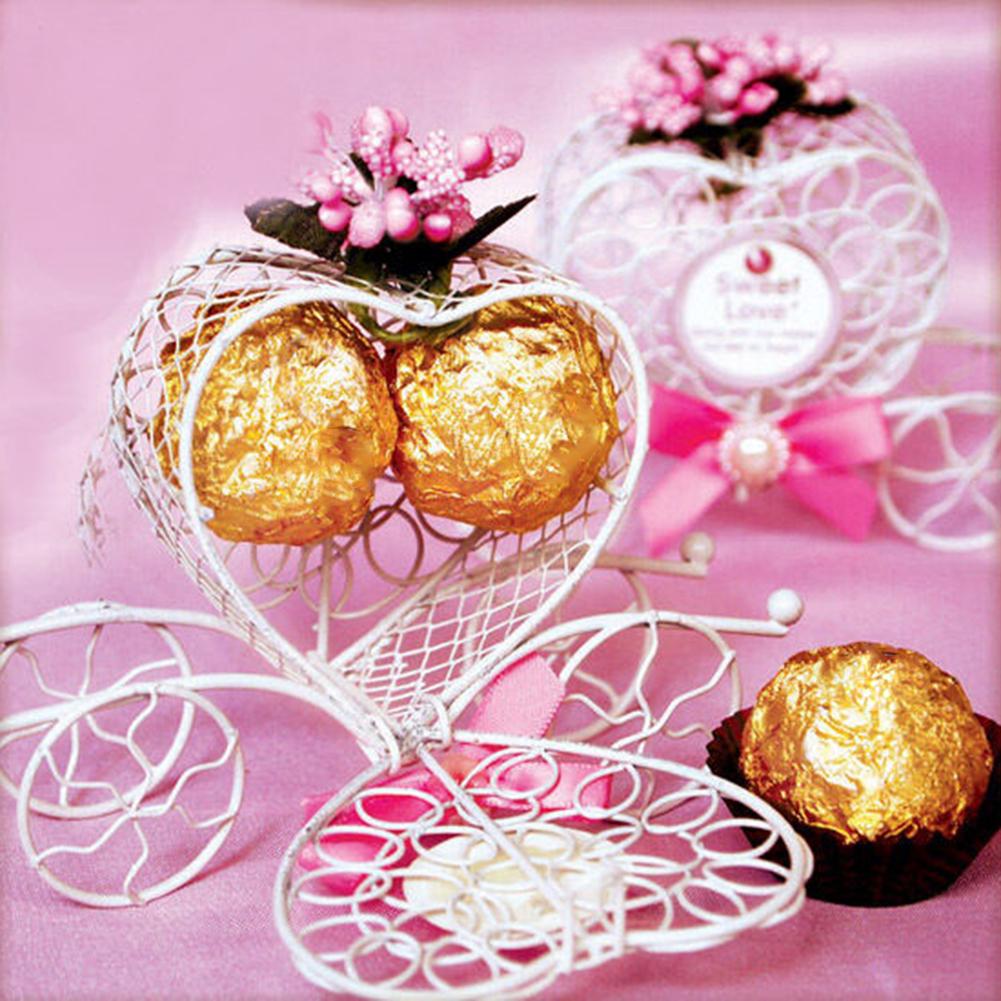 Fashion Ornaments Festival Favours Birthday Carriage Metal Heart Wedding Chocolate Party Candy Box Gift