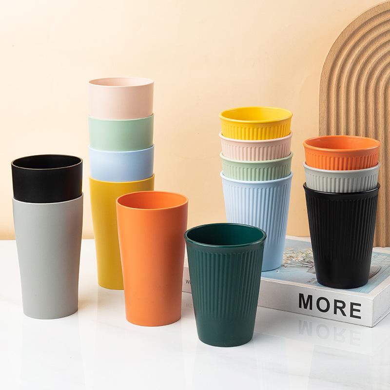 8 Pièces Tasses à Eau Rayées en Paille de Blé pour Couple Tasse Multifonctionnelle pour Lait Café Ménage Plastique Gobelet de Rince-bouche Accessoires pour Boire