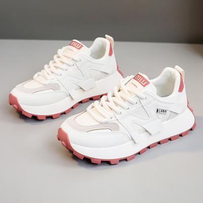 Vår och Sommar Andningsbara Mesh Sneakers Casual Damskor med Tjocka Sulor och Runda Tår Sneakers