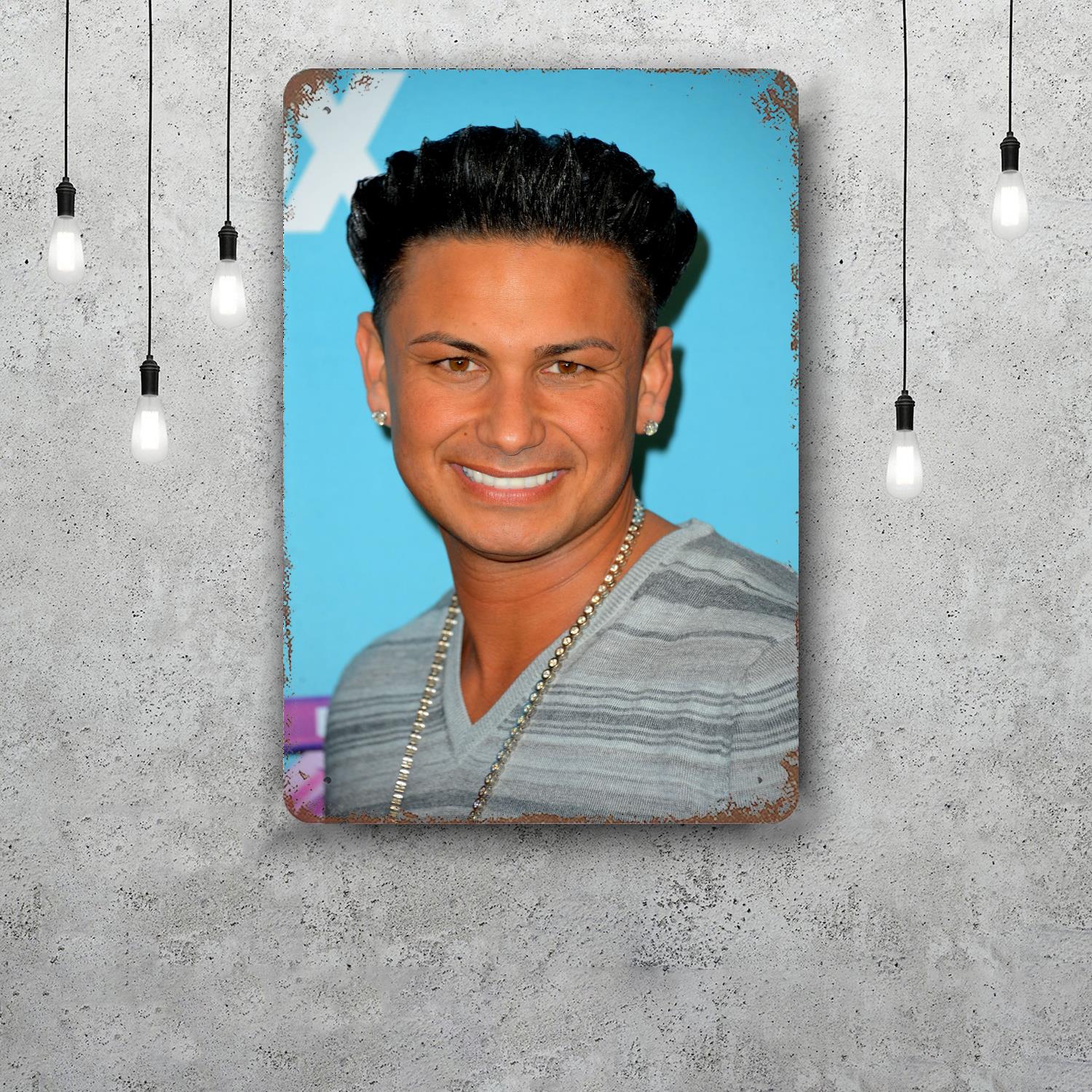 

Pauly D Funny Bar Metal Sign Retro Plaque Vintage Sign Alcohol Drinker Pub Club Man Cave Kitchen Wall Decoration 20x30cm（7.8x11.8inch）