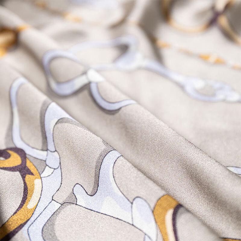 Hengyuanxiang Plaid Chain Silk Square Scarf