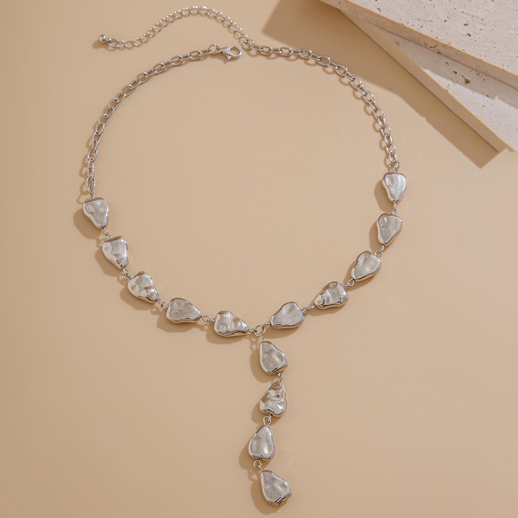 Accessories Baroque Irregular Y-shaped Clavicle Chain High-end Niche Non-fading Necklace Female Clavicle Chain