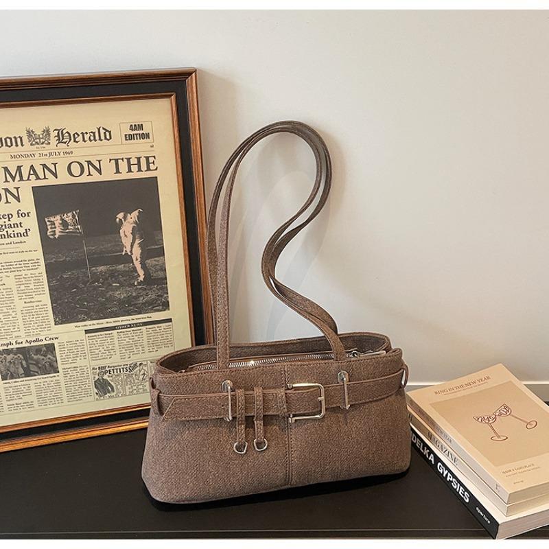 

Fashionable Casual Commuting Shoulder Bag for Women, High-end and Niche Handbag, Underarm Single Shoulder Bag кавовий
