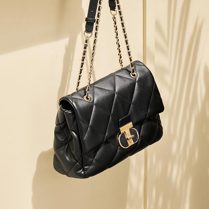 Mrs. Qiao Bag 2025 New Women's Crossbody Bag Large Capacity Quilted Chain Bag Genuine Leather Women's Shoulder Bag