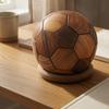 Fußball-Ornament Ineinandergreifende Holzteile Holz Poliert Feier Dekoration für