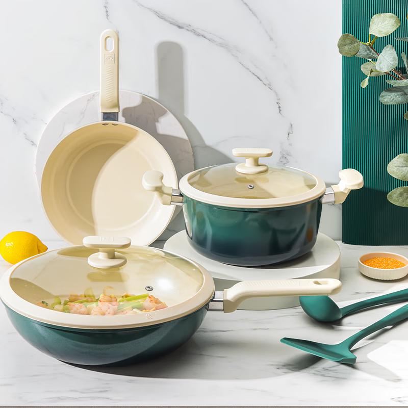 WORLD KITCHEN Corning Nano Ceramic Non-stick 5-Piece Cookware Set