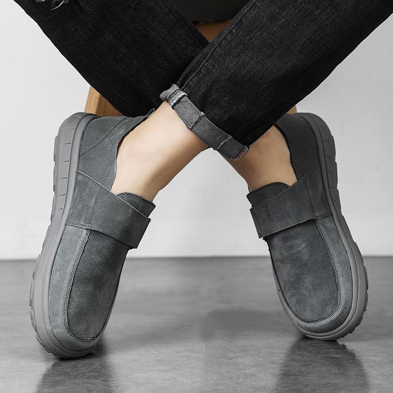 Fashion Slip on Casual Leather Driving Shoes Outdoor Boat Shoes Cow Suede Leather Moccasins for Man All-match Flats Men Moccasin Loafers