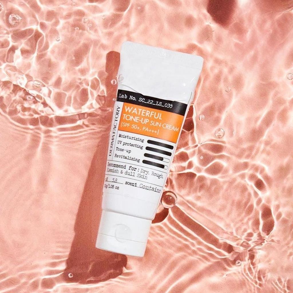 DERMA FACTORY Waterful Tone Up Sun Cream SPF50+ PA+++ Hydrating Radiance 30g Daily Sunscreen K-Beauty
