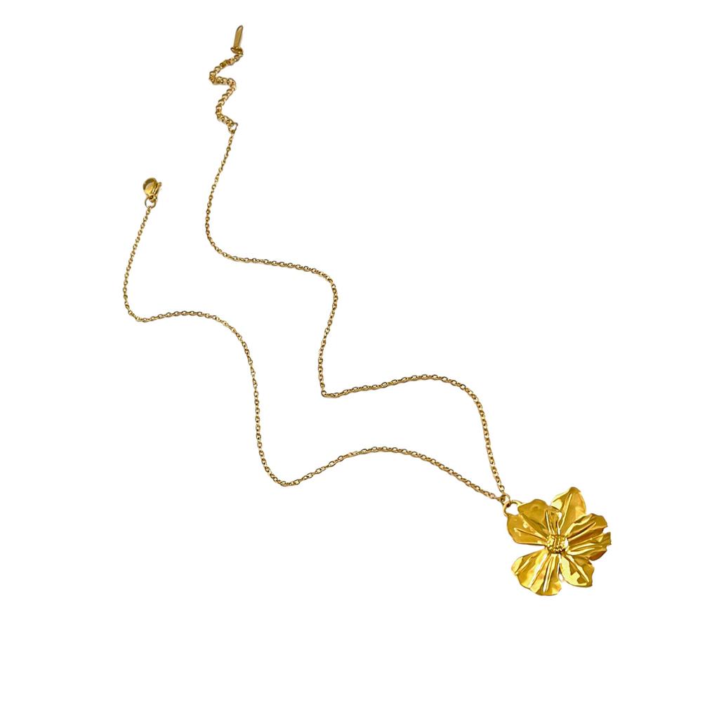 Elegant Gold Plated Flower Pendant Necklace Versatile Gold Bead Pendant Necklace for Women Enhances Any Outfit