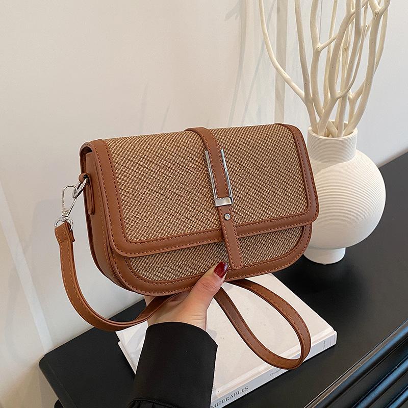 Retro small bag women's bag new trendy fashion versatile spring and summer messenger bag shoulder small square bag