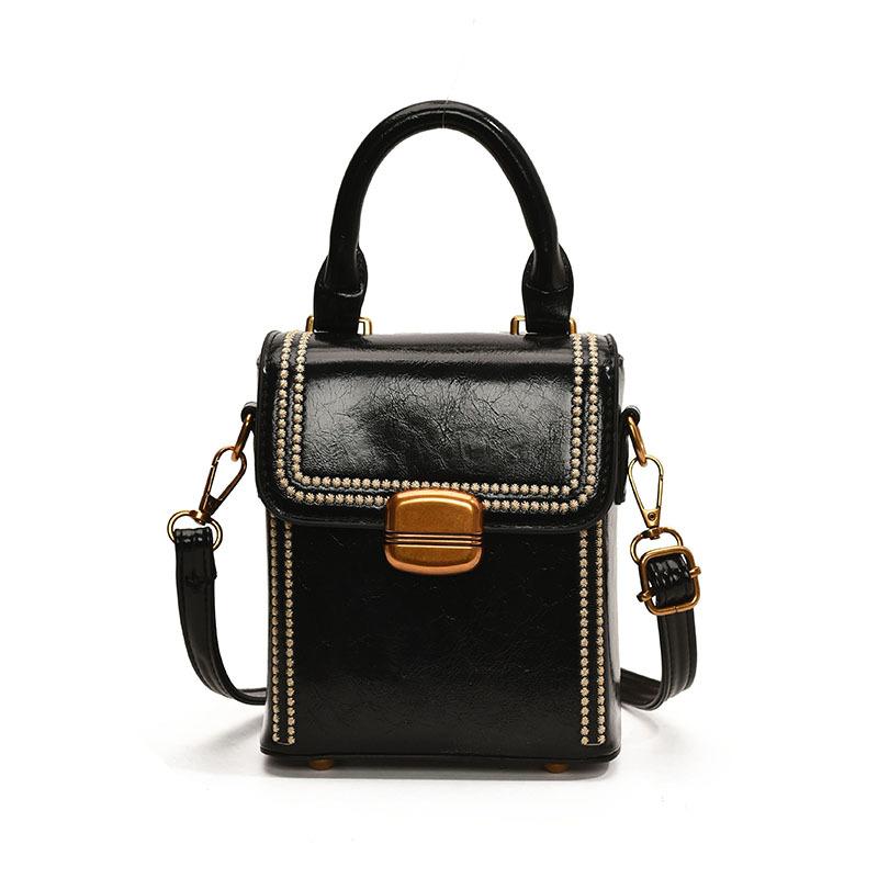 Today's fashion, retro, high-end portable box bag, simple temperament, versatile commuter messenger women's bag