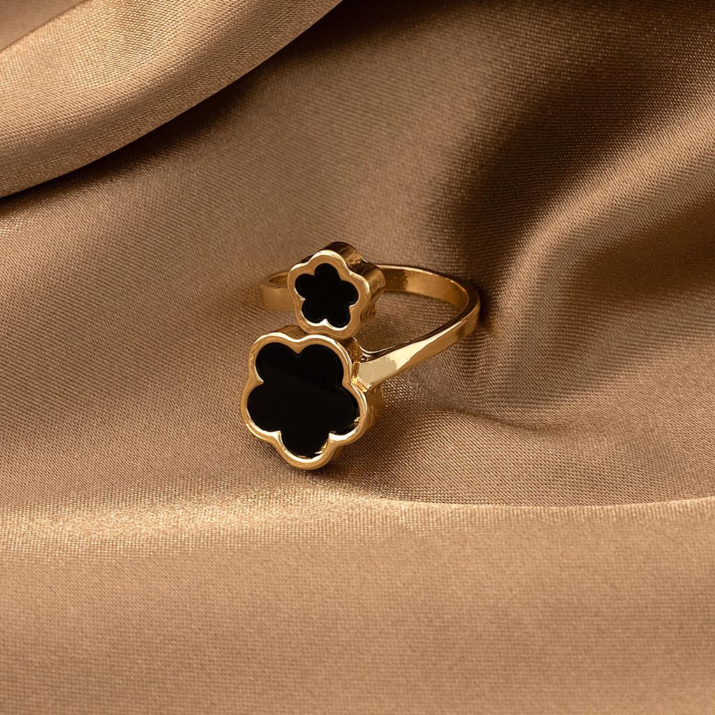 Anello aperto regolabile con incastonatura di gemma liquida irregolare