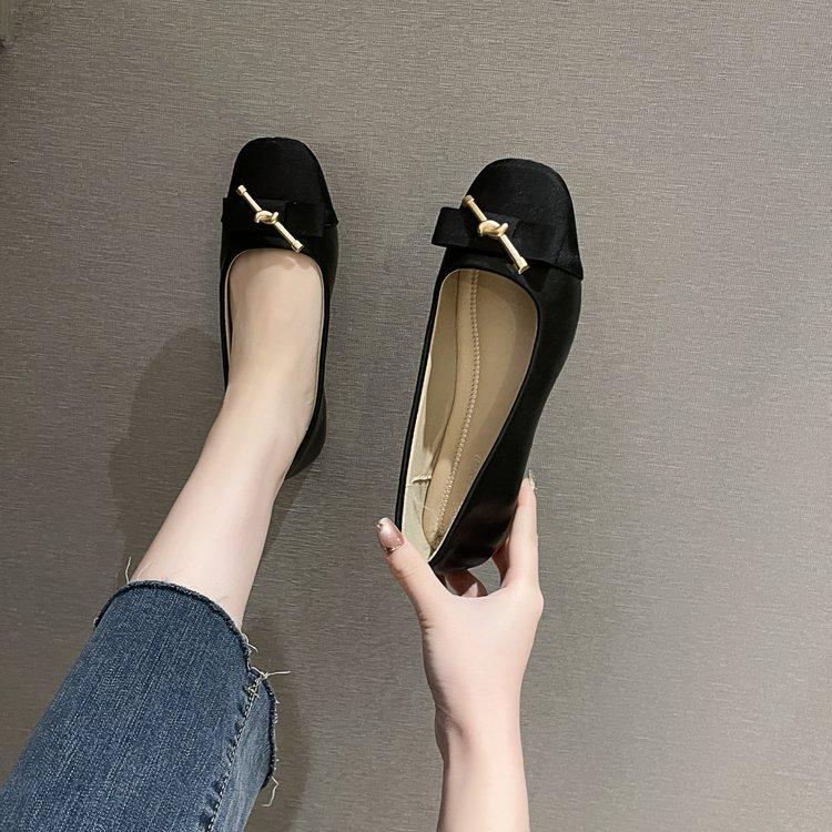 

Женские туфли-лодочки, массивные топсайдеры, офисные женские туфли без шнуровки с квадратным носком, модельные туфли на среднем каблуке на металлическом каблуке 40 чёрный