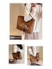 Autumn/Winter 2025 Large Capacity Retro Shoulder Tote Bag for Women
