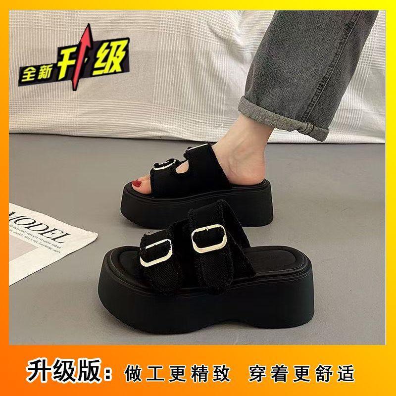 Muffin platform versatile sandals women 2025 new European trendy denim slippers sports Roman height-increasing sandals women