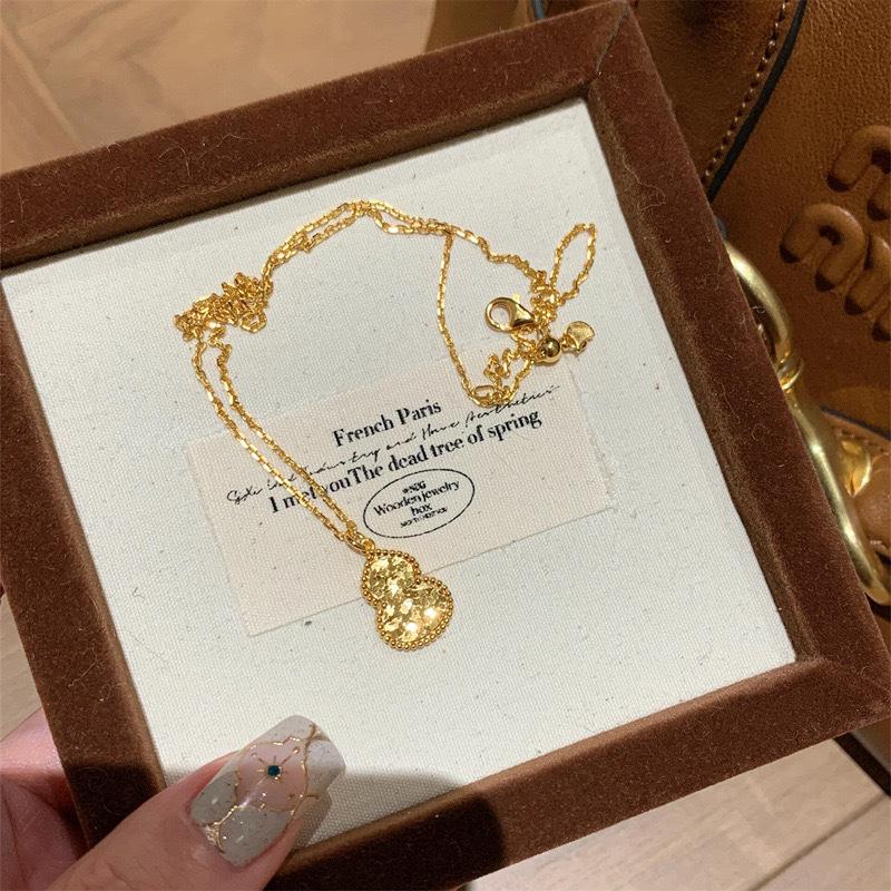 Crushed ice ice gourd necklace female niche high-end ancient method burst gold Fulu collarbone chain