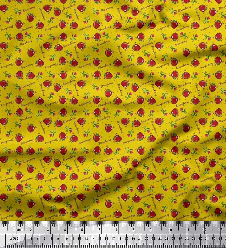 

Тканина з крепового атласу Soimoi у крапку, квіти та полуничні фрукти, принт швейної тканини, метр 42 дюйма 42 Inch Wide - Poly Crepe жовтий
