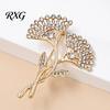 Leaf Accessory Rhinestone Ginkgo Brooch, Sparkling Lapel Pin for Men Women, Nature Inspired Decorative Badge Clothes Bag Hat Scarf Suits Shaped