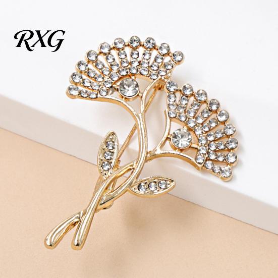 Leaf Accessory Rhinestone Ginkgo Brooch, Sparkling Lapel Pin for Men Women, Nature Inspired Decorative Badge Clothes Bag Hat Scarf Suits Shaped